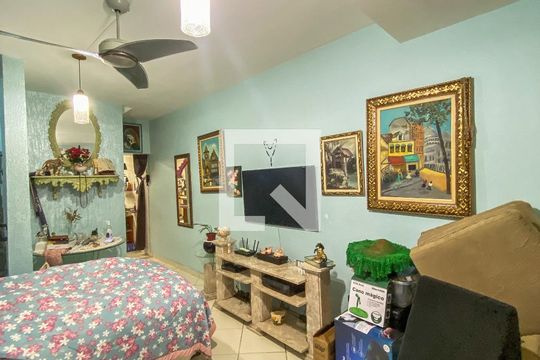 Sala de casa para alugar com 2 quartos, 210m² em Vila Sao Francisco (zona Leste), São Paulo