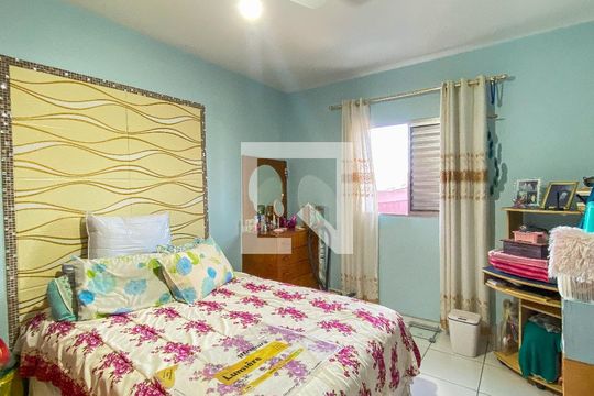 Suite 1 de casa para alugar com 2 quartos, 210m² em Vila Sao Francisco (zona Leste), São Paulo