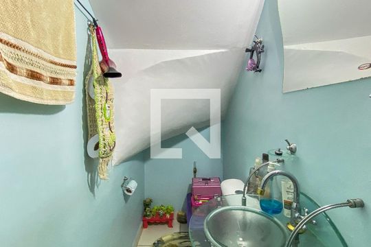 Lavabo  de casa para alugar com 2 quartos, 210m² em Vila Sao Francisco (zona Leste), São Paulo