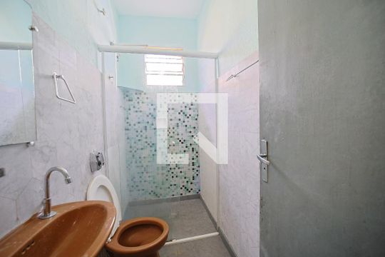Banheiro de casa para alugar com 2 quartos, 90m² em Cidade Patriarca, São Paulo
