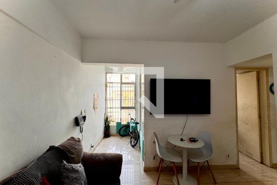 Sala de apartamento para alugar com 2 quartos, 45m² em Centro, Rio de Janeiro