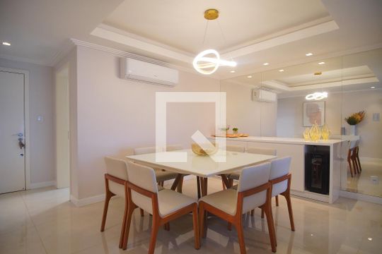 Sala de Jantar de apartamento à venda com 3 quartos, 152m² em Centro, São Leopoldo