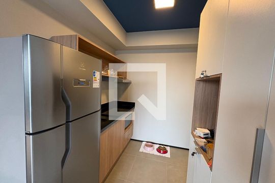 Cozinha de kitnet/studio para alugar com 1 quarto, 35m² em Cidade Monções, São Paulo