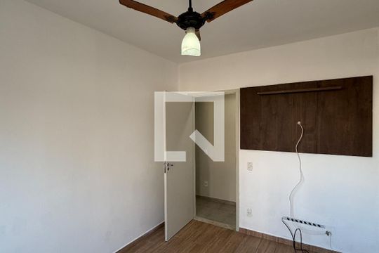 Quarto 1 de apartamento para alugar com 2 quartos, 60m² em Centro, São Vicente