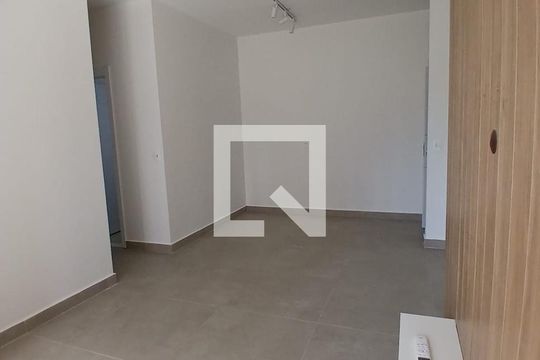 Sala de apartamento para alugar com 3 quartos, 77m² em Swiss Park, Campinas