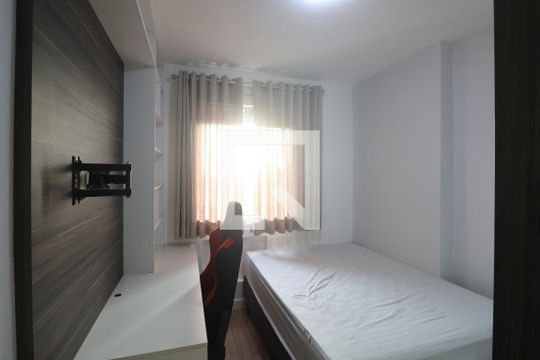 Quarto de apartamento para alugar com 2 quartos, 80m² em Centro, Canoas