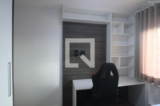 Quarto de apartamento para alugar com 2 quartos, 80m² em Centro, Canoas