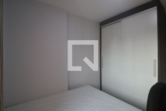 Quarto de apartamento para alugar com 2 quartos, 80m² em Centro, Canoas