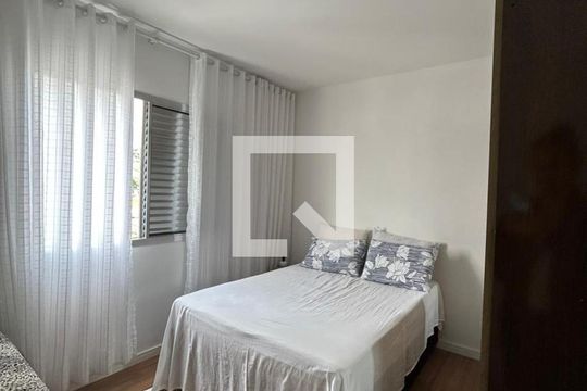 Quarto de apartamento à venda com 2 quartos, 58m² em Helena Maria, Osasco