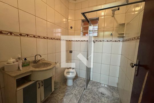 Casa à venda com 3 quartos, 186m² em Veloso, Osasco