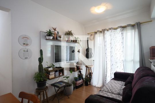 Apartamento à venda com 3 quartos, 54m² em Padroeira, Osasco
