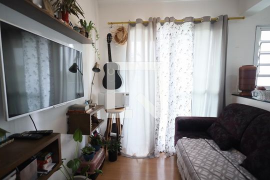 Apartamento à venda com 3 quartos, 54m² em Padroeira, Osasco