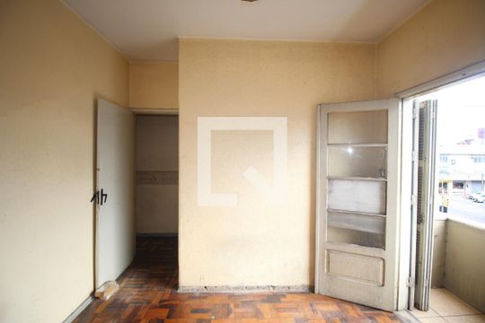 Quarto 1 de apartamento à venda com 2 quartos, 90m² em Passo D’areia, Porto Alegre