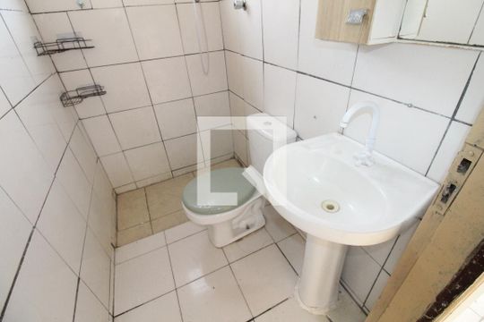Banheiro de casa para alugar com 2 quartos, 46m² em Jardim Valparaiba, São José dos Campos