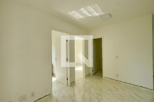 Apartamento à venda com 2 quartos, 44m² em Picanço, Guarulhos