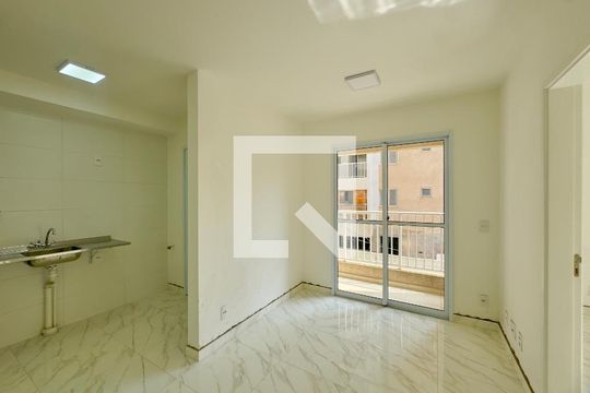 Apartamento à venda com 2 quartos, 44m² em Picanço, Guarulhos
