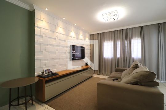 Sala de casa para alugar com 3 quartos, 250m² em Jardim Karaíba, Uberlândia
