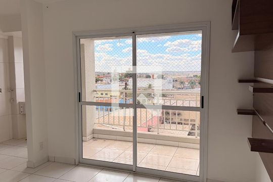 Sala de apartamento para alugar com 2 quartos, 58m² em Ipiranga, Goiânia