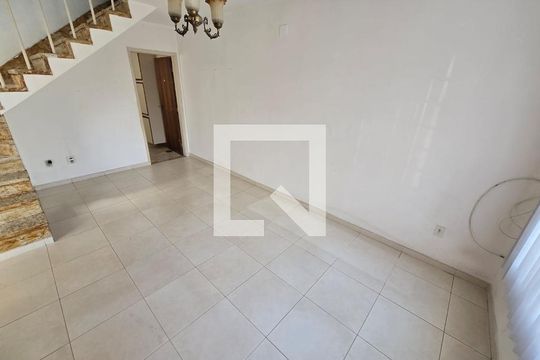 Sala de casa à venda com 2 quartos, 79m² em Vila Primavera, São Paulo