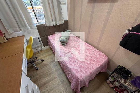 Quarto 1 de apartamento à venda com 2 quartos, 55m² em Taquara, Rio de Janeiro