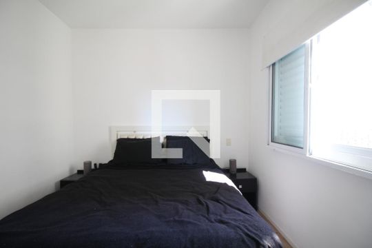 Suíte  de apartamento para alugar com 2 quartos, 102m² em Jardim Monte Kemel, São Paulo