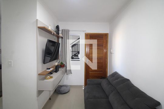 Sala / Cozinha de apartamento para alugar com 1 quarto, 239m² em Vila Isolina Mazzei, São Paulo