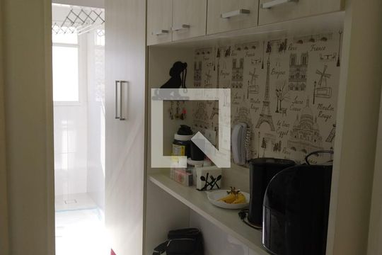 Cozinha de apartamento à venda com 3 quartos, 77m² em Vila Guilherme, São Paulo