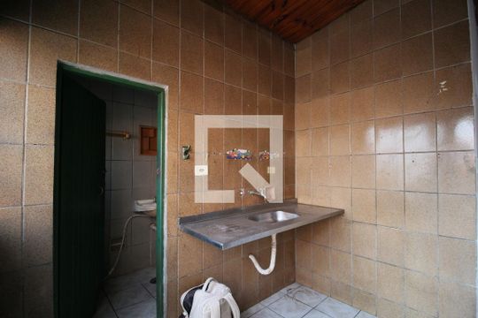 Cozinha de casa para alugar com 1 quarto, 55m² em Jardim das Palmas, São Paulo