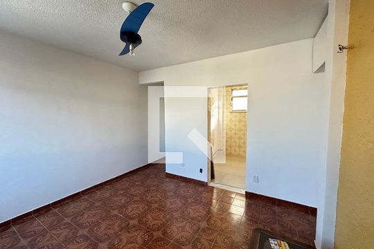 Sala de apartamento à venda com 2 quartos, 45m² em Inhaúma, Rio de Janeiro
