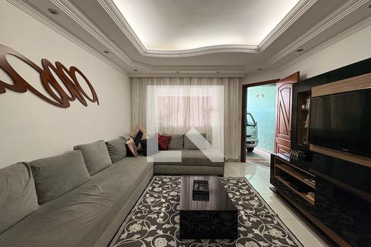 Sala de casa para alugar com 4 quartos, 160m² em Vila Camilópolis, Santo André