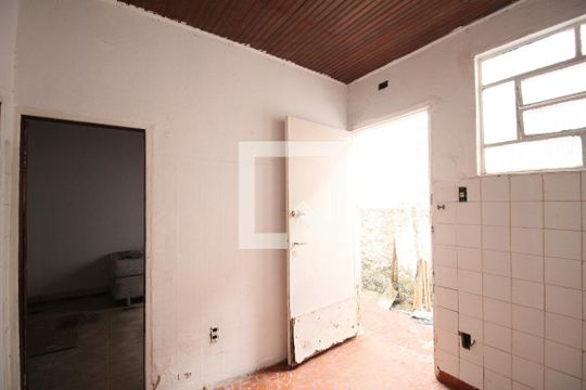 Casa para alugar com 1 quarto, 40m² em Jardim das Palmas, São Paulo