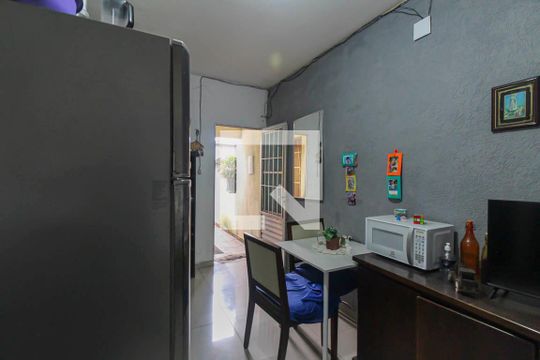 Casa à venda com 4 quartos, 180m² em Jardim Imperador (zona Leste), São Paulo