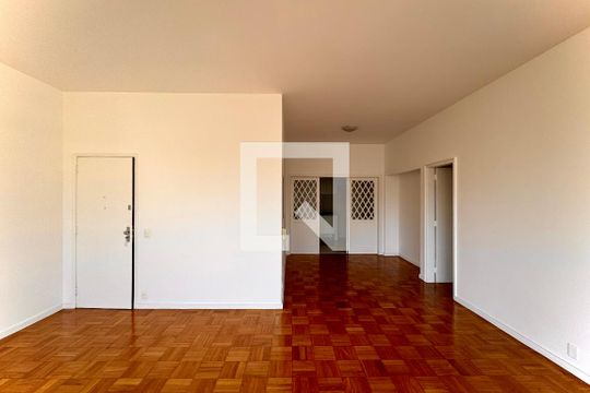 Apartamento à venda com 3 quartos, 130m² em Flamengo, Rio de Janeiro