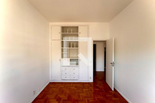 Apartamento à venda com 3 quartos, 130m² em Flamengo, Rio de Janeiro