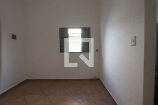 Quarto e Sala de casa à venda com 1 quarto, 40m² em Vila Paulo Silas, São Paulo