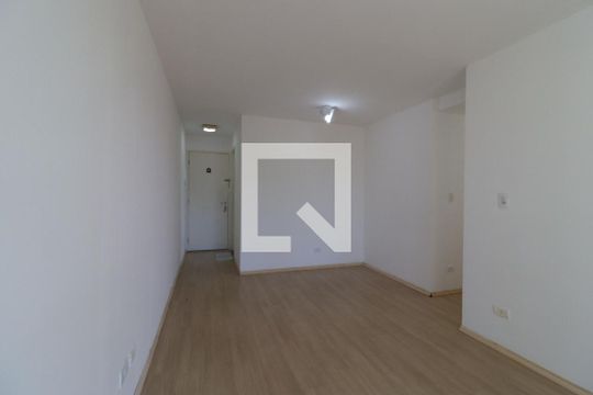 Sala de apartamento para alugar com 3 quartos, 69m² em Jardim Nosso Lar, São Paulo