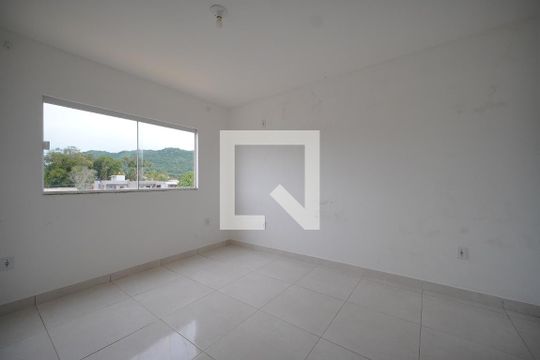 Suíte de apartamento para alugar com 3 quartos, 115m² em Ingleses do Rio Vermelho, Florianópolis