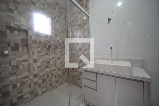 Banheiro da Suíte de apartamento para alugar com 3 quartos, 115m² em Ingleses do Rio Vermelho, Florianópolis