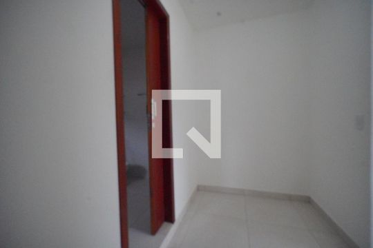 Closet da suíte de apartamento para alugar com 3 quartos, 115m² em Ingleses do Rio Vermelho, Florianópolis