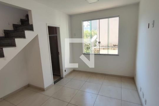 Sala/Quarto de kitnet/studio para alugar com 1 quarto, 30m² em Ramos, Rio de Janeiro