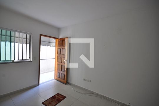 Sala de casa de condomínio à venda com 2 quartos, 60m² em Parque Vitoria, São Paulo