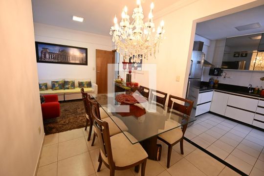 Apartamento para alugar com 3 quartos, 77m² em Parque Amazonia, Goiânia