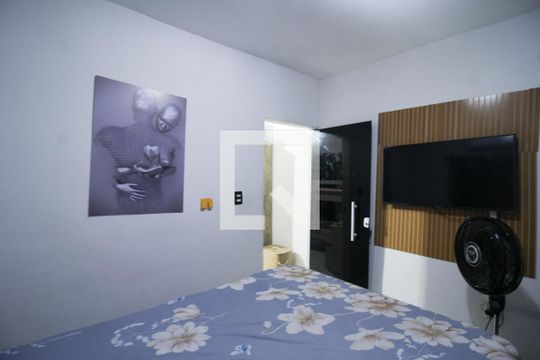 Casa à venda com 2 quartos, 50m² em Jardim Carombé, São Paulo