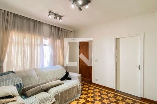 Casa para alugar com 3 quartos, 208m² em Vila Buenos Aires, São Paulo