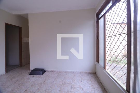 Sala de casa à venda com 2 quartos, 75m² em Jardim Santa Terezinha, Campinas