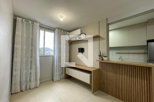 Apartamento para alugar com 2 quartos, 45m² em São Jorge, Novo Hamburgo
