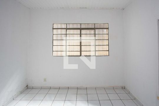 Sala de casa para alugar com 3 quartos, 80m² em Vila Nogueira, Diadema