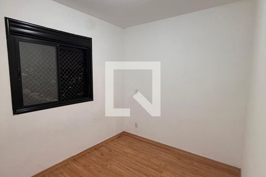 Quarto de apartamento à venda com 1 quarto, 48m² em Vila Yolanda, Osasco