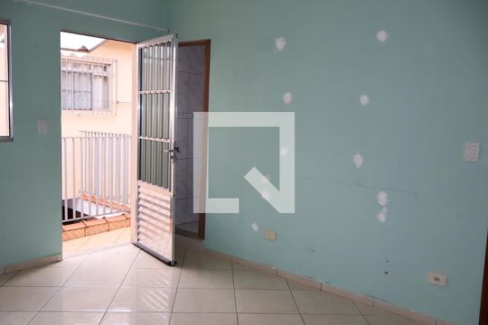 Casa para alugar com 1 quarto, 70m² em Vila Industrial, São Paulo