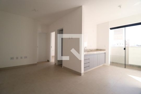 Apartamento para alugar com 2 quartos, 58m² em Santa Mônica, Uberlândia